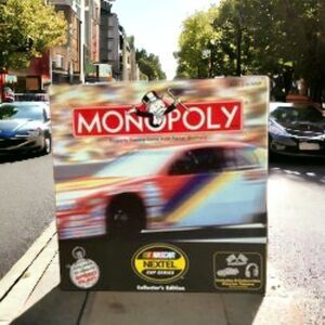 Monopoly NASCAR NEXTEL Cup Series Board Game Brand New Collectors Edition